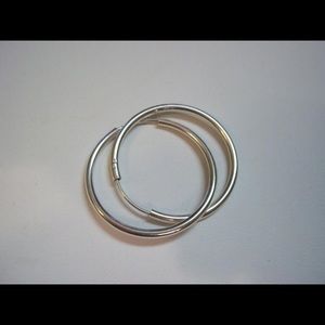 Sterling silver silpada hoop earrings